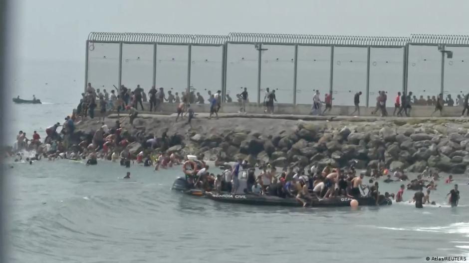 Spain will send troops to Ceuta to help with border security