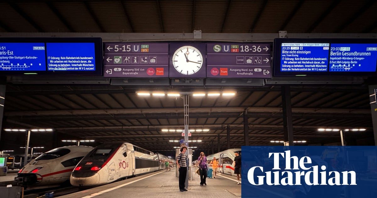 Germany’s rail network brought to standstill amid IT maintenance
