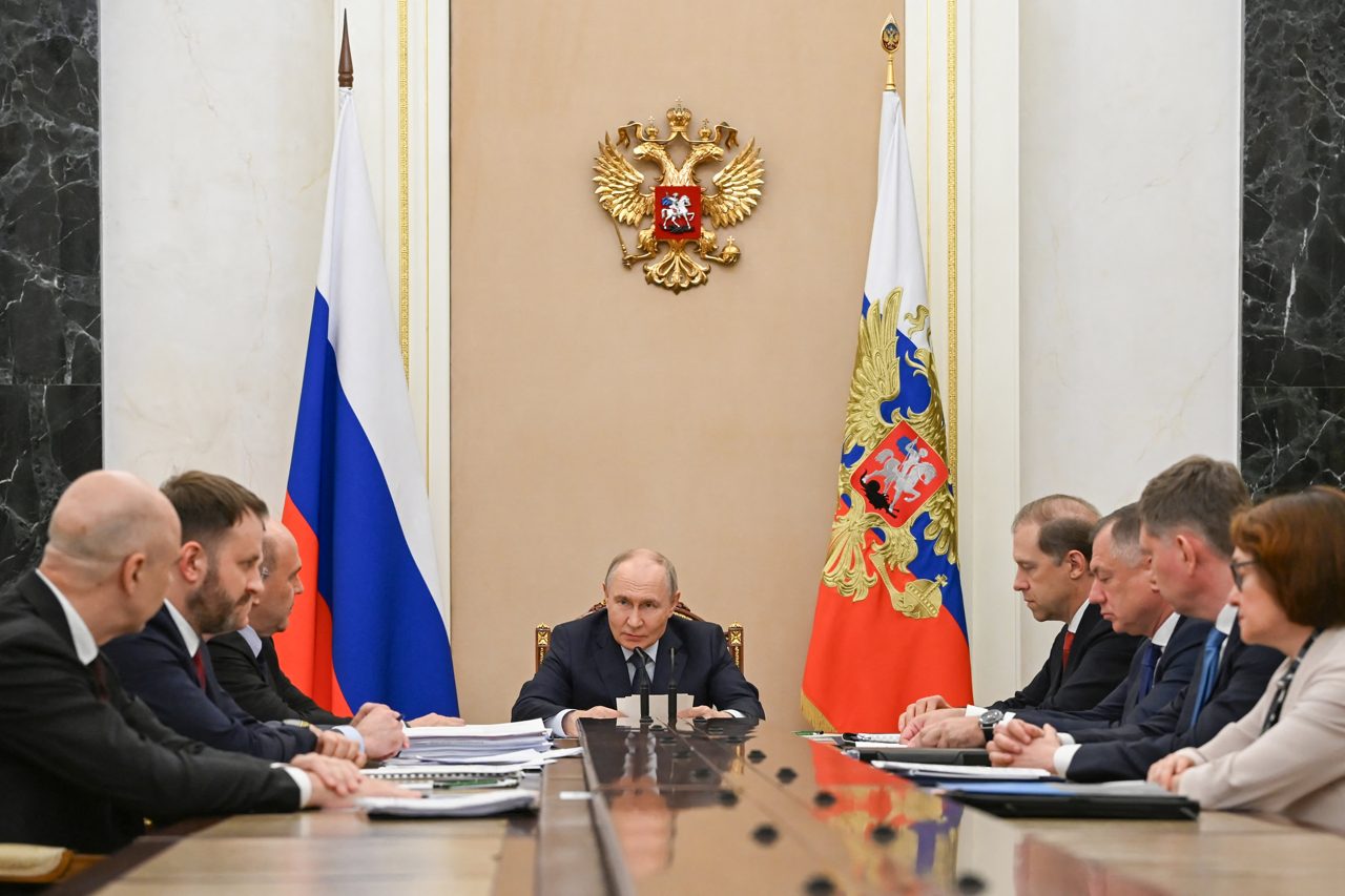 Russia says its economy is strong. It just fired a top economist who warned otherwise