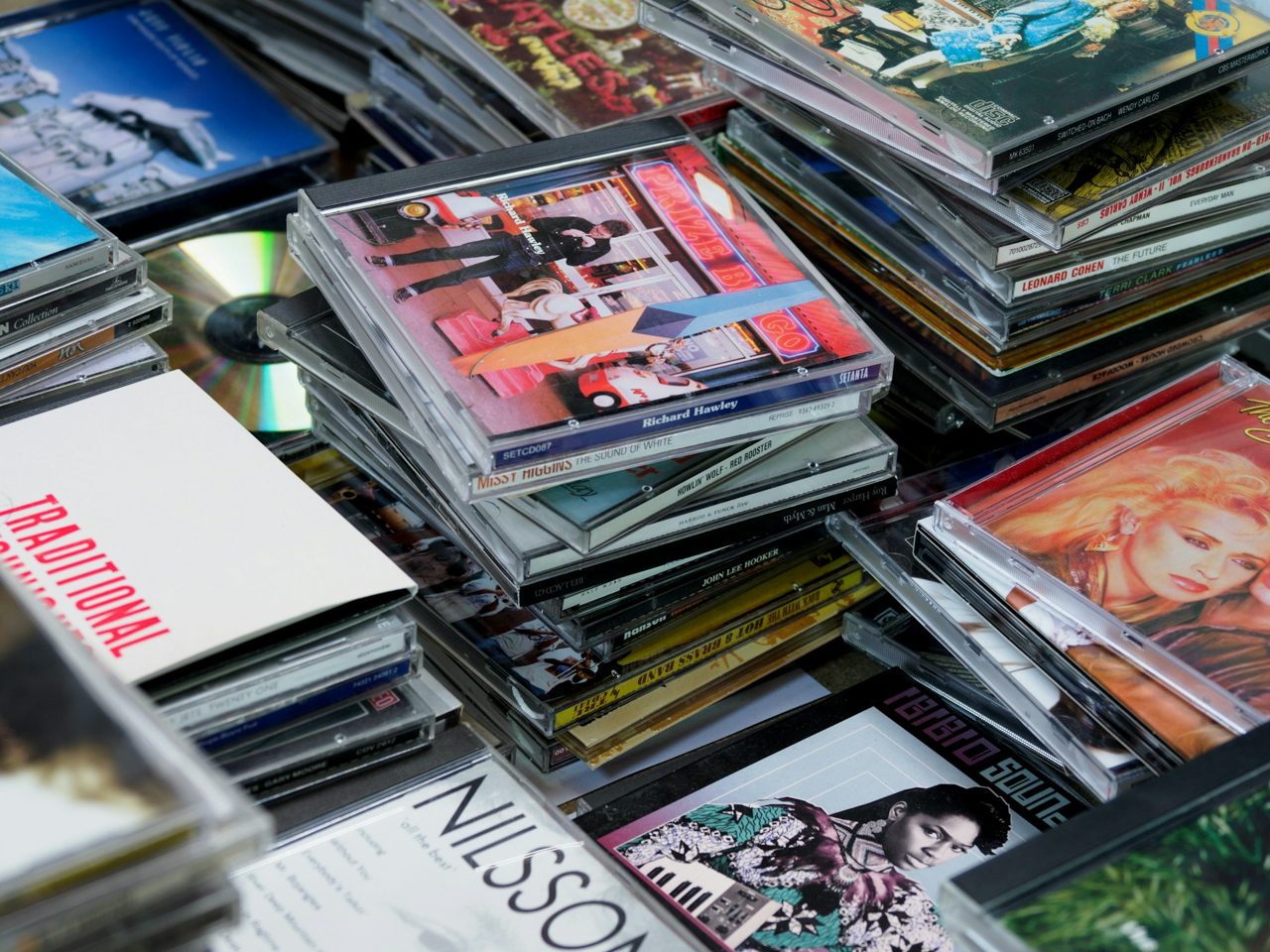 CD sales in the US are rising faster than vinyl for the first time in 10 years