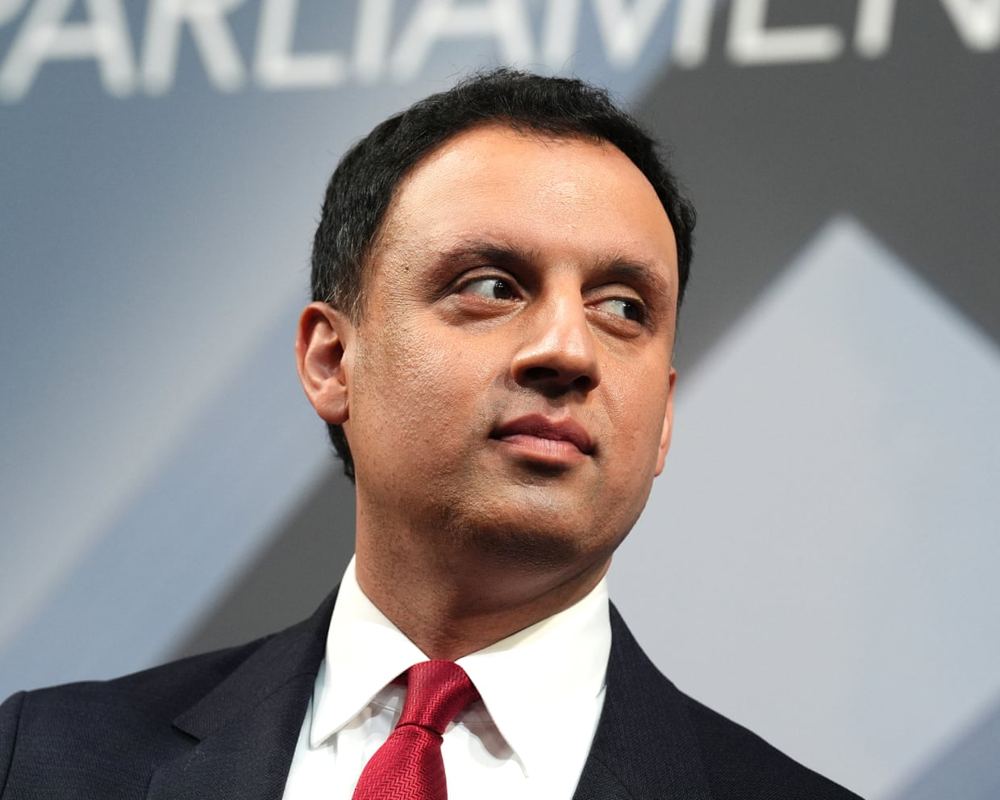 Former Scottish Labour leader Anas Sarwar joins Burnham cabinet as trade minister