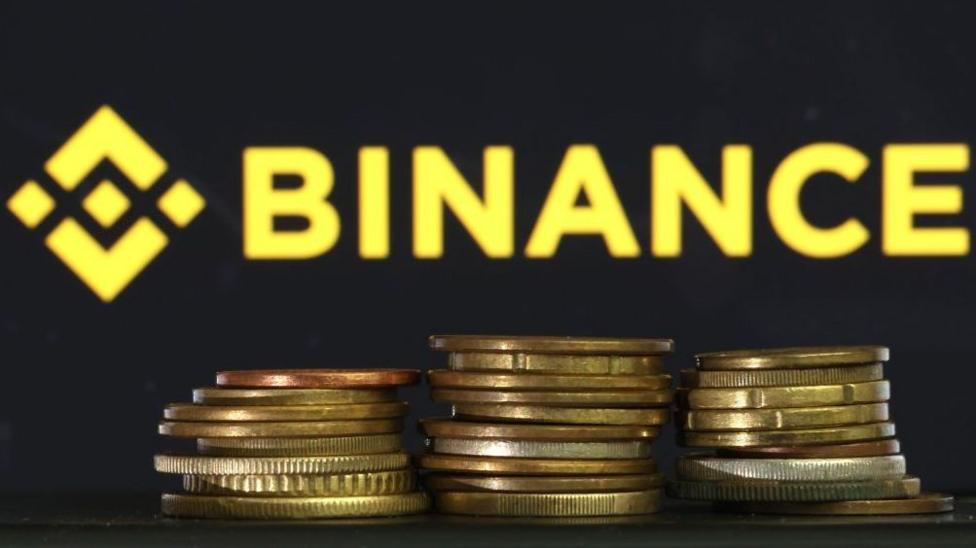 Crypto giant Binance freezes $2.5bn of assets over suspected hack