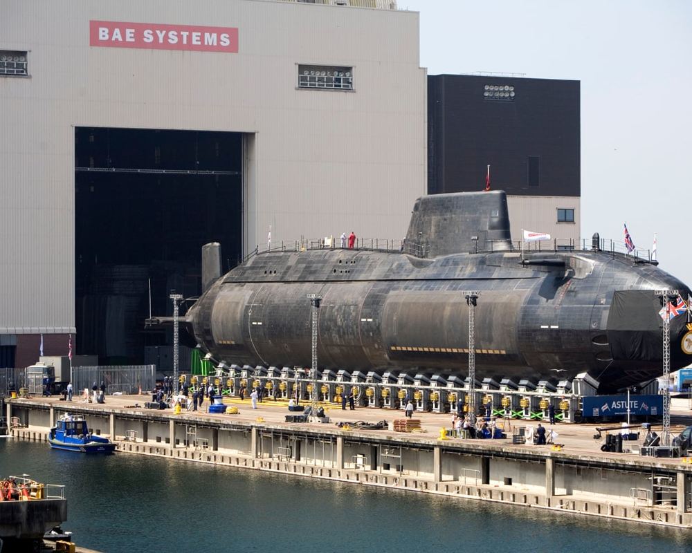 Burnham launches £8.4bn submarine contract to anchor UK Nato defence spending
