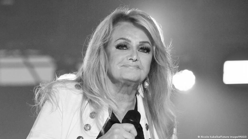 Bonnie Tyler, singer of 'Total Eclipse of the Heart,' dies at 75