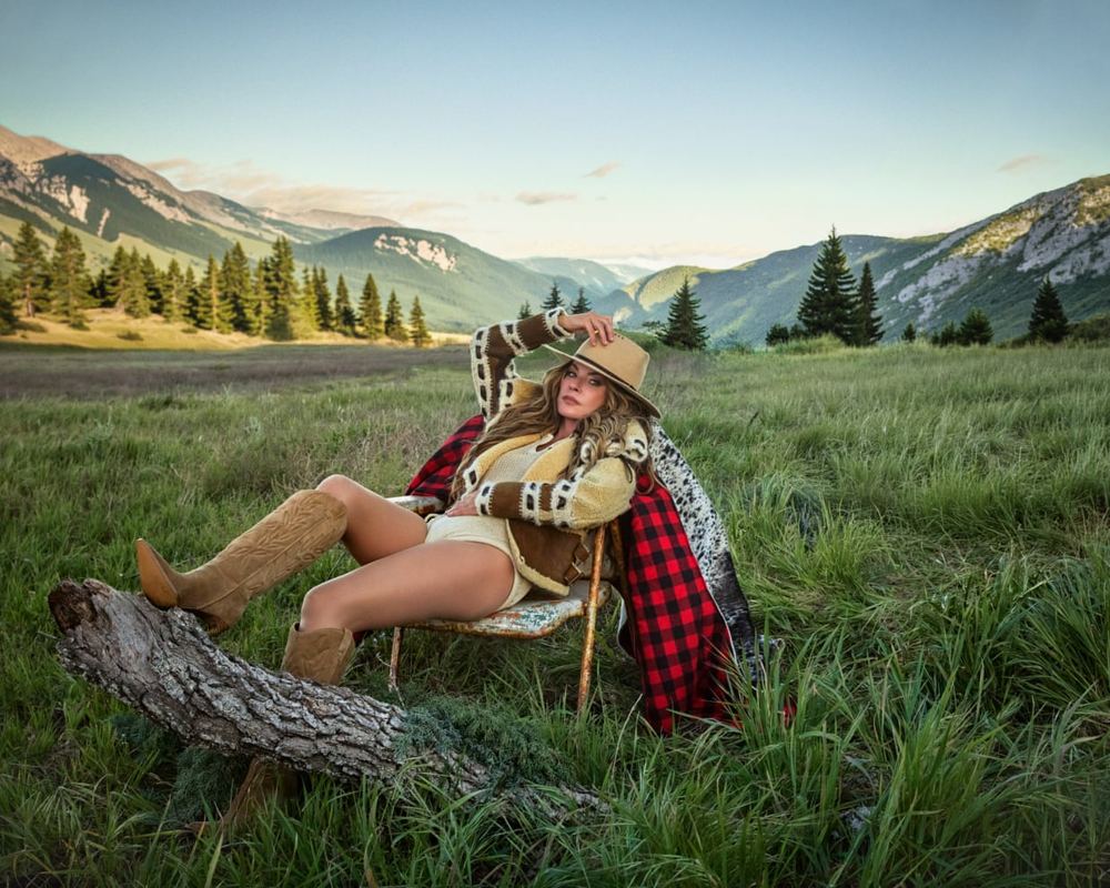 Shania Twain: Little Miss Twain review, rootsy revival strays from the dirt track to the middle of the road