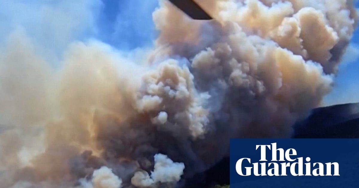 Aerial footage shows wildfire raging across Catalonia – video