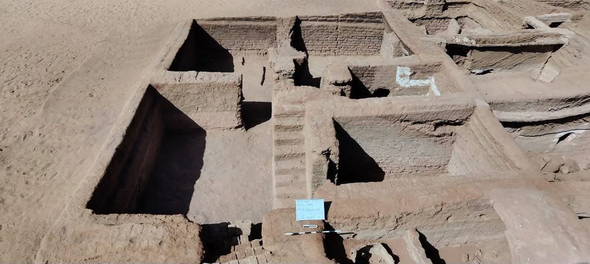 Hundreds of ancient coins and inscribed pottery fragments discovered at Byzantine site in Egypt