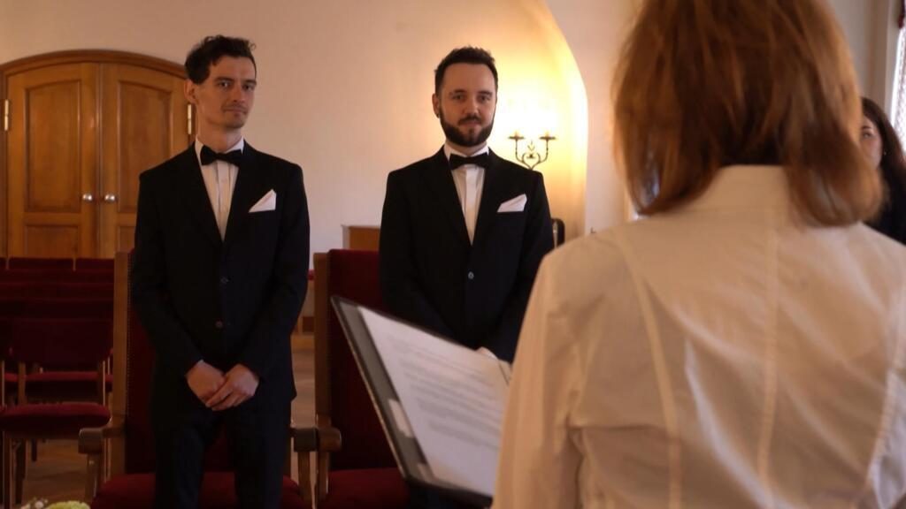 Poland recognises same-sex marriages, sees rush for weddings organised abroad