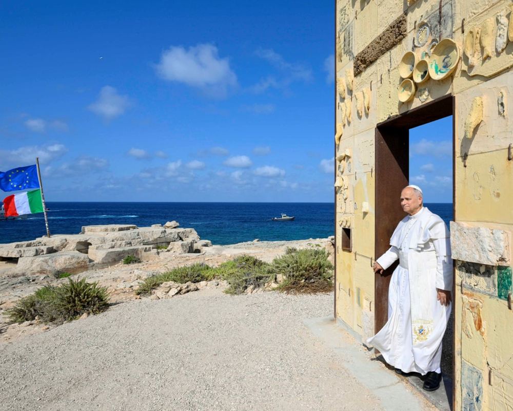 Pope uses Lampedusa trip to pressure Europe and US on migration