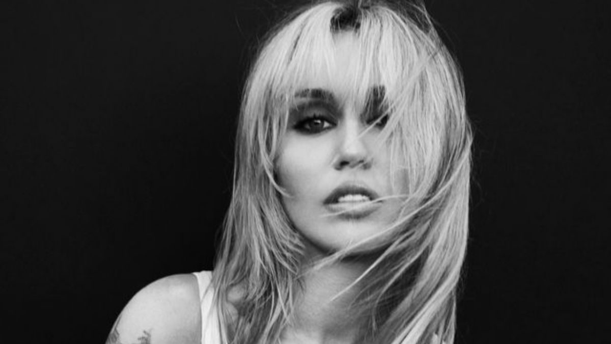 Miley Cyrus to Release New Album Bass Persuades, Announces Hollywood Bowl Shows