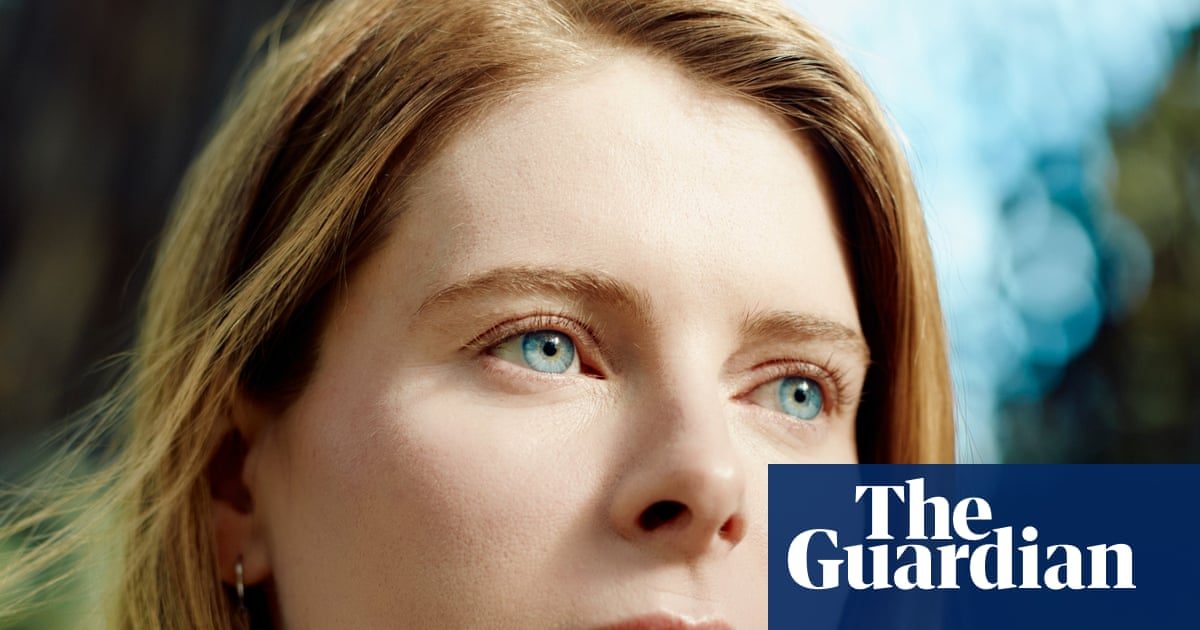 Switzy by Emma Cline review – this Booker-listed account of a man’s last days is profoundly moving