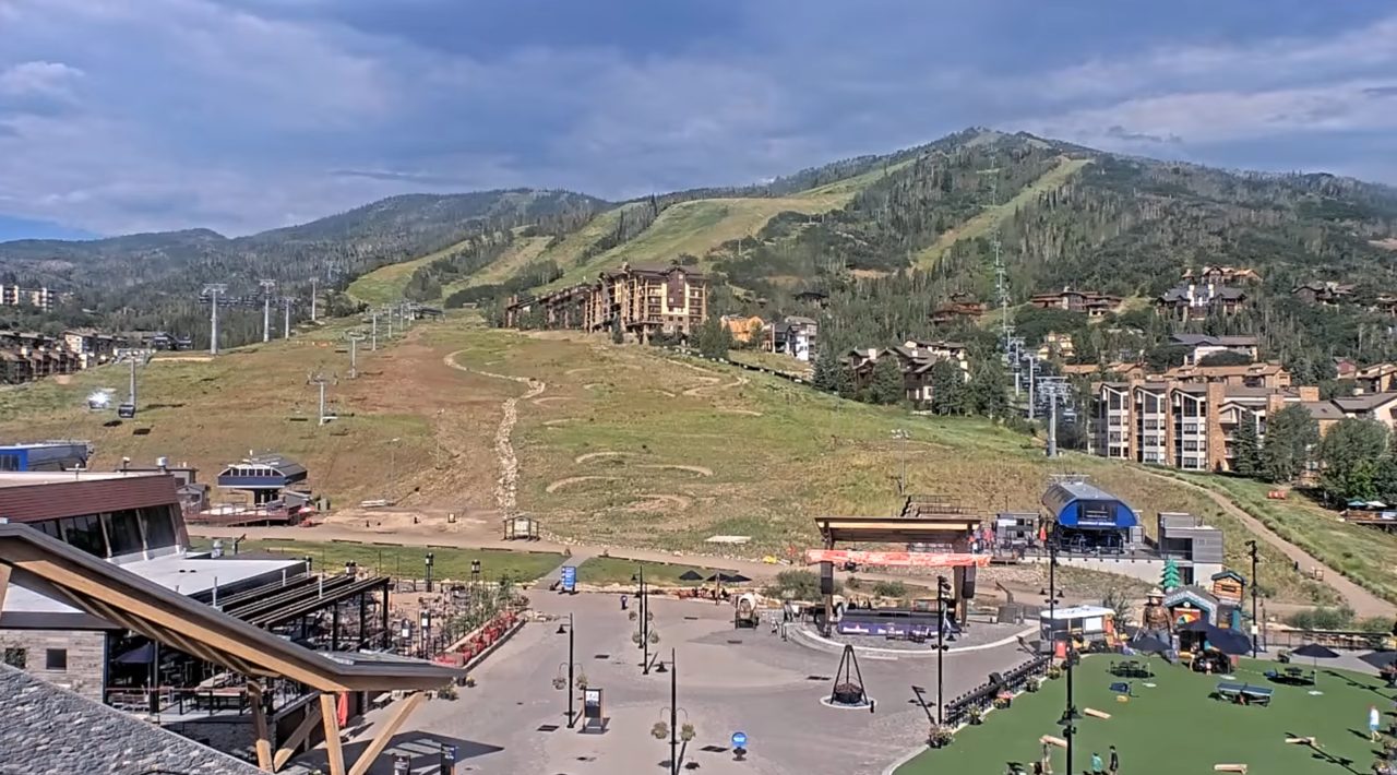 Colorado resort repurposes snow guns to fight fires