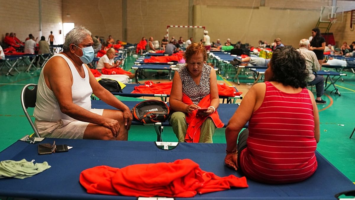 Wildfire emergency near Madrid forces over 10,000 to flee as Spain sounds alarm