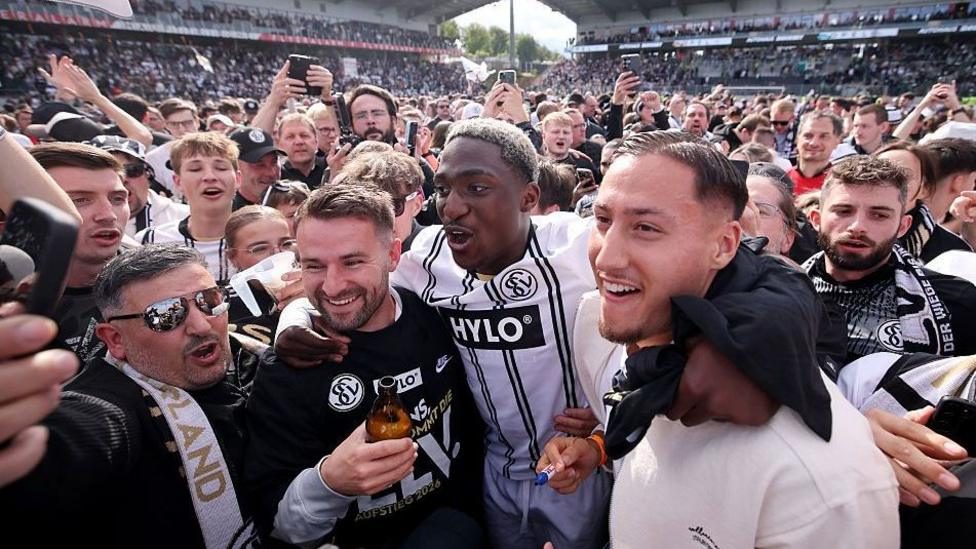 Elversberg defeats Leverkusen in Bundesliga debut driven by youth scouting model