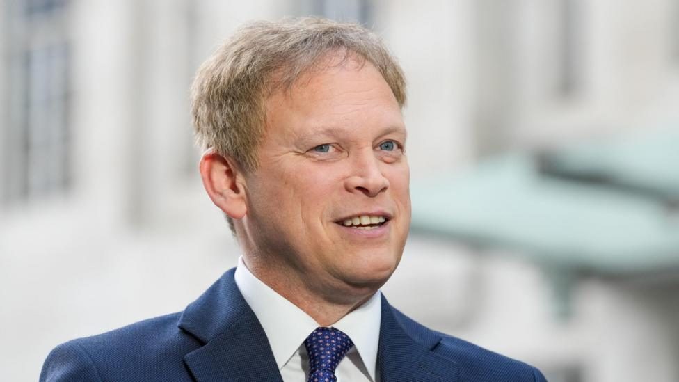 Badenoch rejects Shapps as UK Conservatives shift right