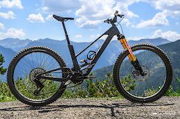Bike Check: Cesar Rojo's Avinox-Powered Unno Mith Commuter