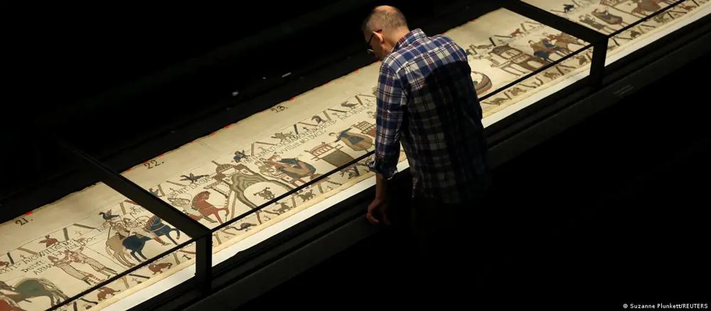 Bayeux Tapestry goes on display at sold-out London exhibit
