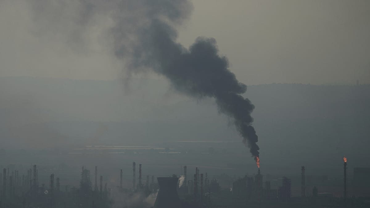 Global oil demand set for first annual drop since the COVID-19 pandemic, IEA says