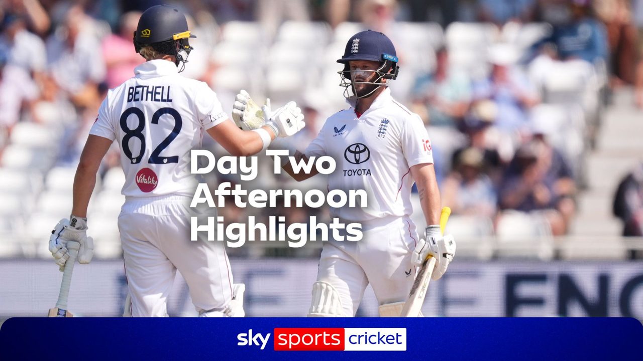 Afternoon session: Duckett flies to 50 after NZ lose quick wickets