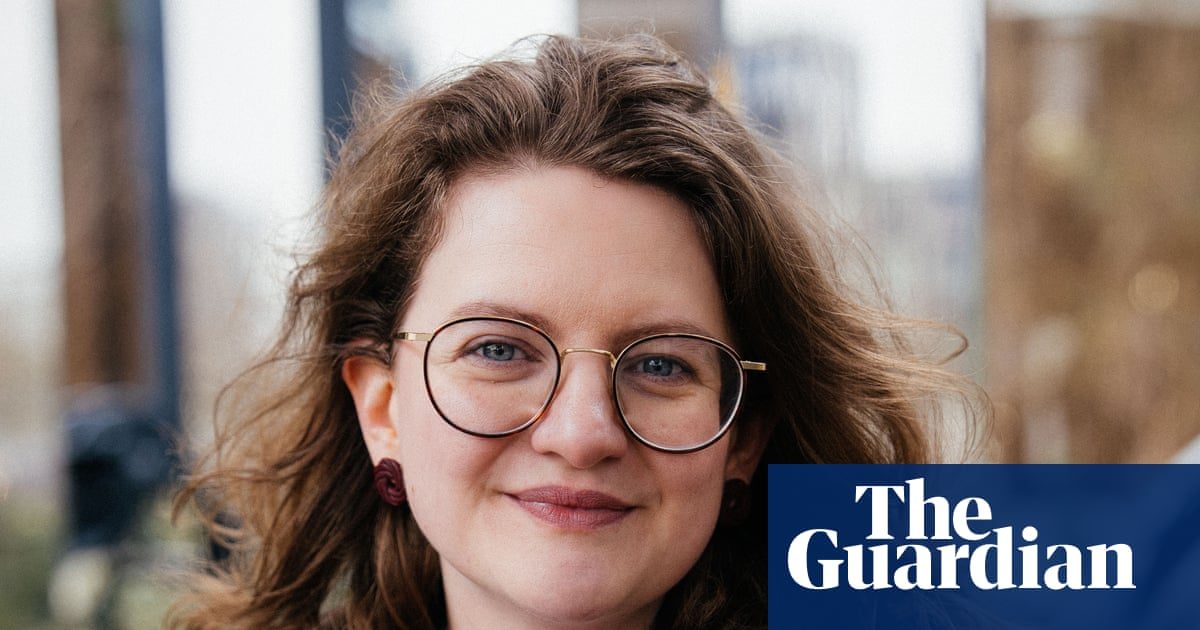 Service by Lauren Mooney review – a very modern ghost story