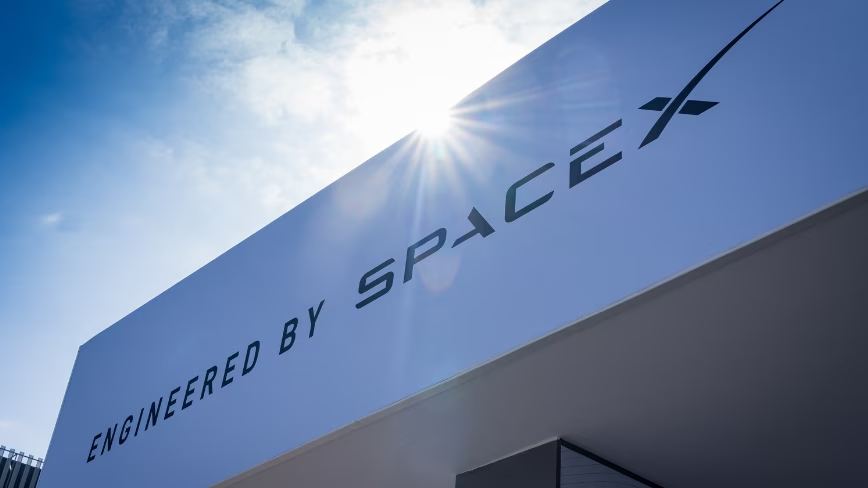 Elon Musk’s quietest investor has built a $40B SpaceX stake