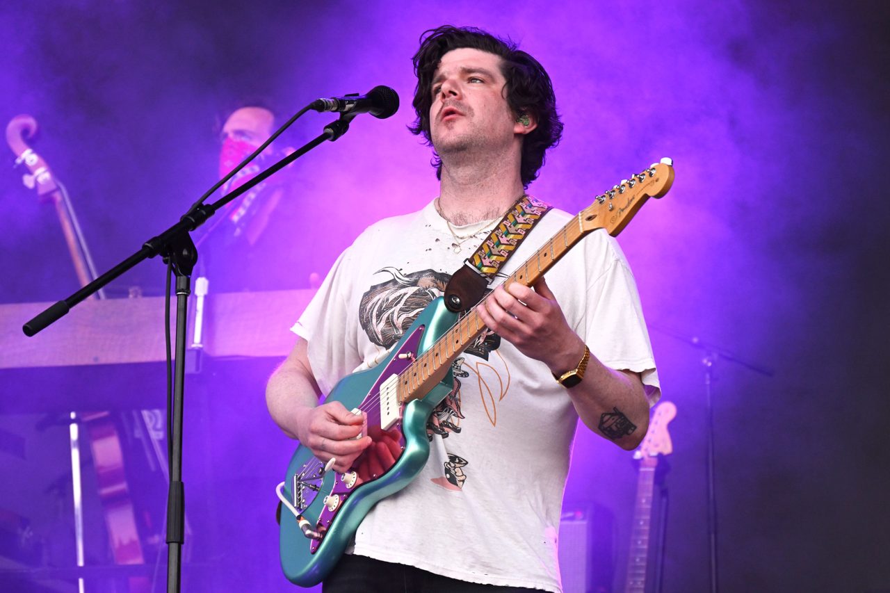 Modest Mouse Guitarist Simon O’Connor Apologizes for Inappropriate Messages to Minor