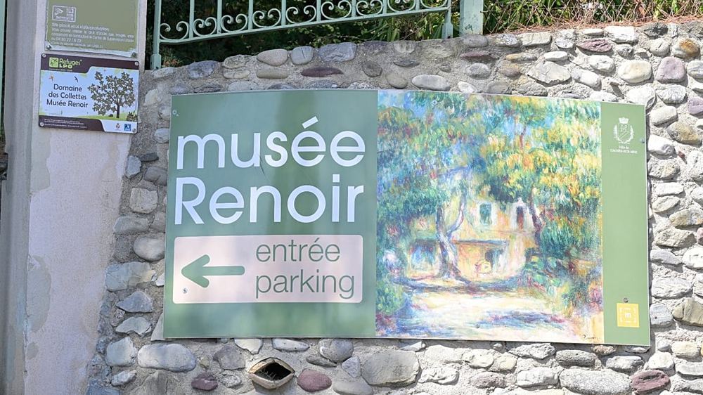 Smash and grab: Thieves steal works worth €9m from Renoir Museum in France