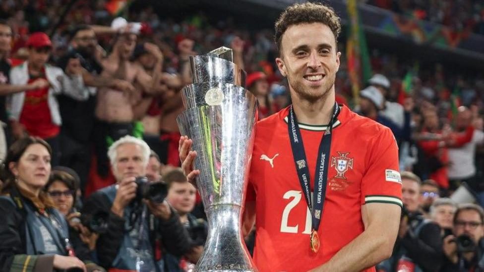 'We want to win World Cup for him' - Portugal carry Jota's memory