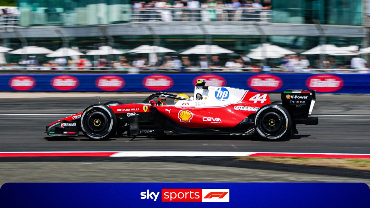 Crowd erupts as Hamilton goes fastest in P1 at Silverstone!