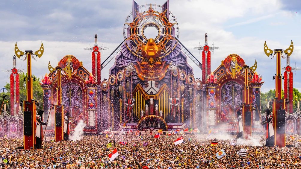 Defqon.1 restricts access for day-ticket holders due to “extreme weather forecast”
