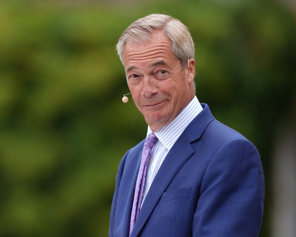 Tories push HMRC to probe Farage's £5m crypto gift