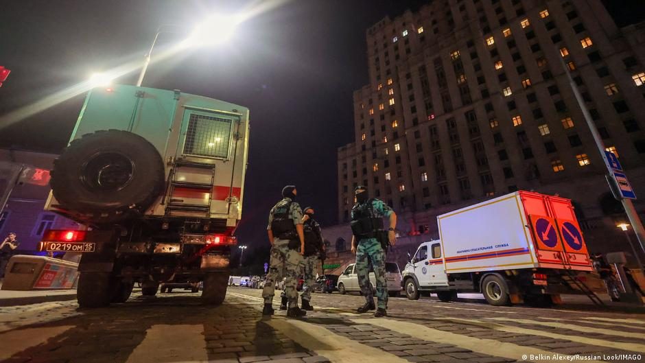 Homemade bomb goes off outside upscale Moscow restaurant state officials say