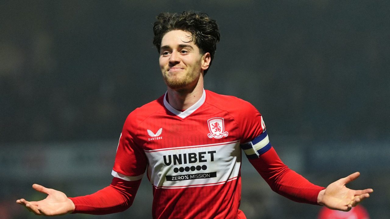 Hackney joins Everton in £24m deal