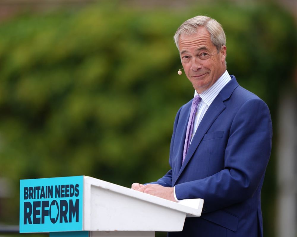 UK Labour gains on Reform as Farage hit by donations inquiries