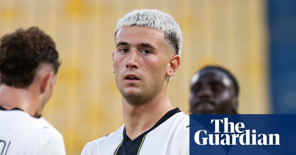 ‘A huge honour’: Socceroos World Cup star Alessandro Circati seals move to Benfica