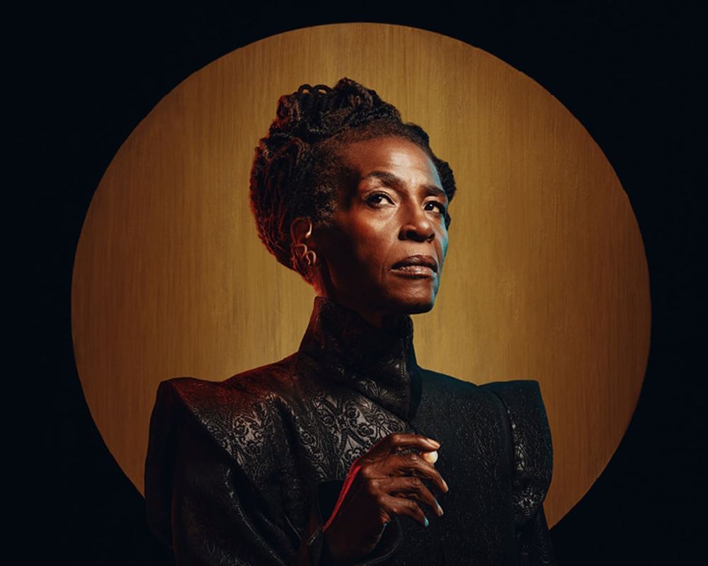 RSC casts Sharon D Clarke as black lesbian Othello in reimagining of play