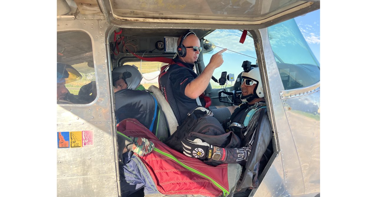 High-Flying History: DZONE Skydiving - Boise Sets Multiple Idaho State Skydiving Records at 18,000 Feet