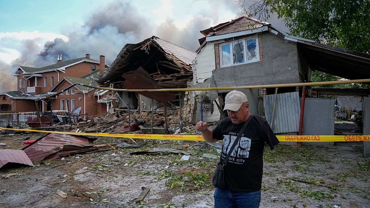 Russia’s overnight drone barrage ignites fires across Ukrainian cities