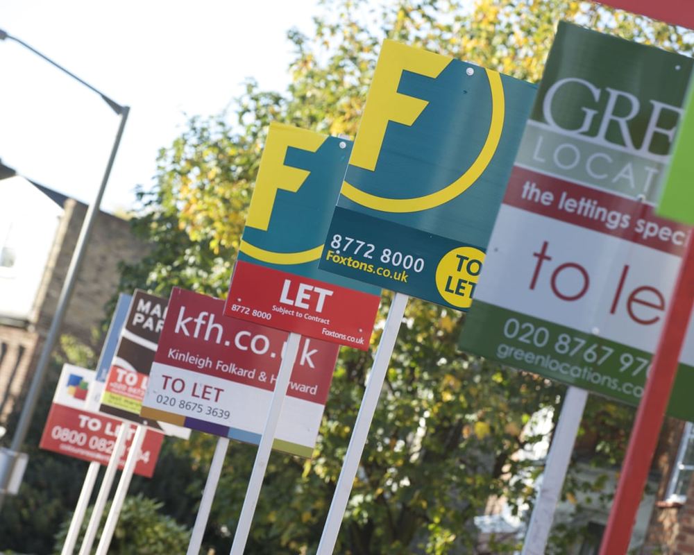 England’s housing courts at breaking point as renters battle no-fault evictions