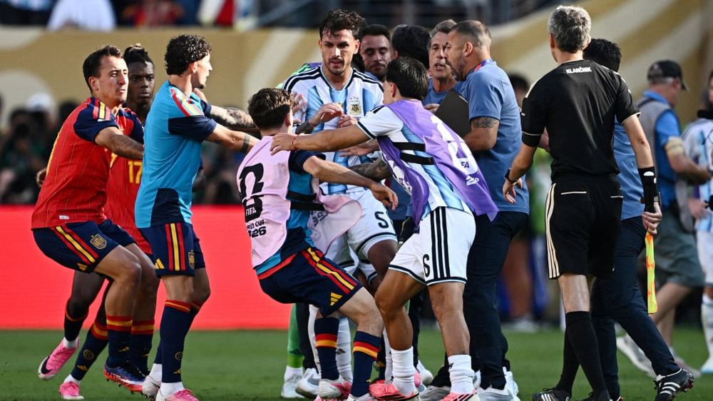 Ugly scenes as Argentina lose World Cup final, video