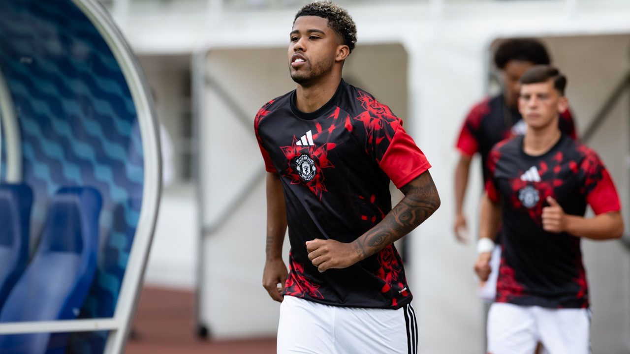 Santos debuts with Man Utd goalless vs Wrexham in opening pre-season clash LIVE!