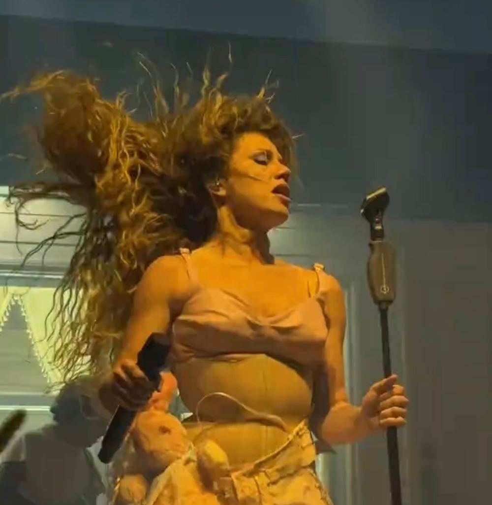 Watch Slayyyter Sing Her Turnstile Cover Live For The First Time