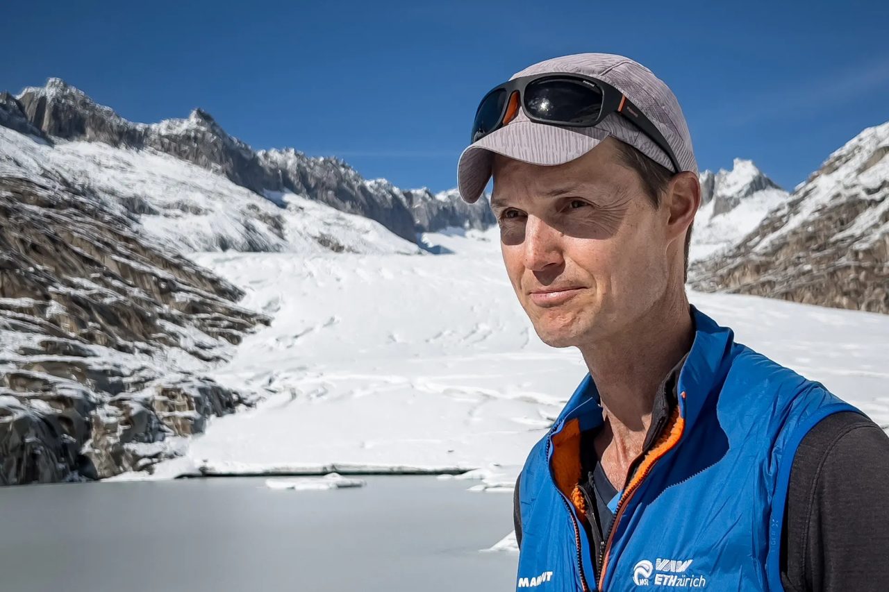 400 cubic metres of water per second: Melting Swiss glaciers face worse case scenario