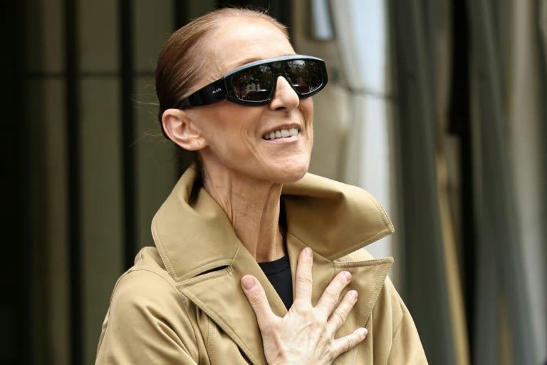 Celine Dion emotional comeback concert in Paris...