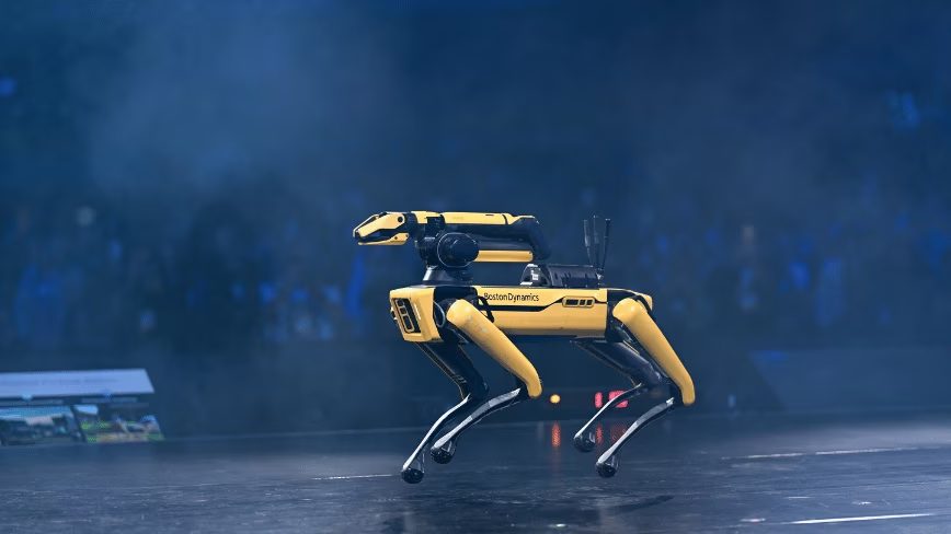 ICE plans to buy Boston Dynamics robot dogs without running a competition