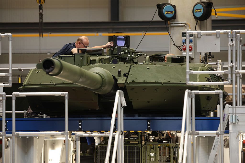 Tank maker KNDS postpones IPO amid market struggles for defense