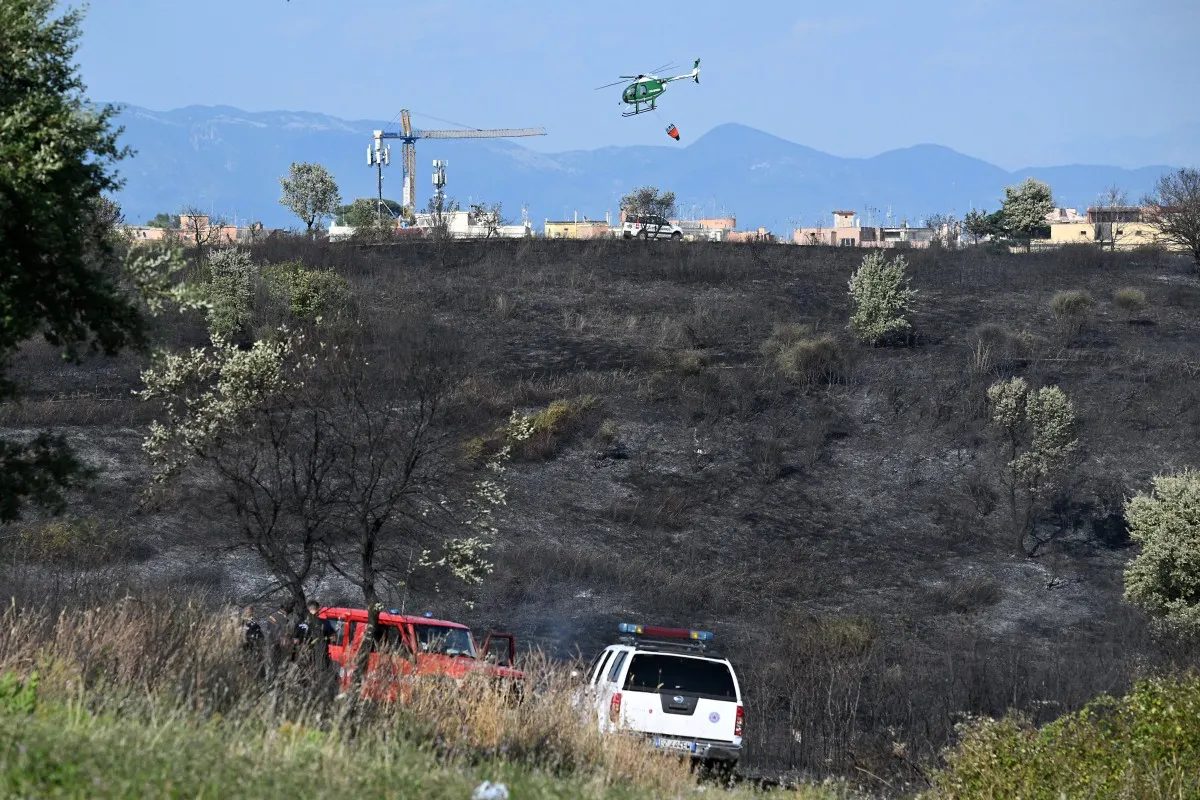 Wildfires burn around Rome as region braces for more extreme heat