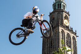 Video: Best Runs from Red Bull District Ride 2026