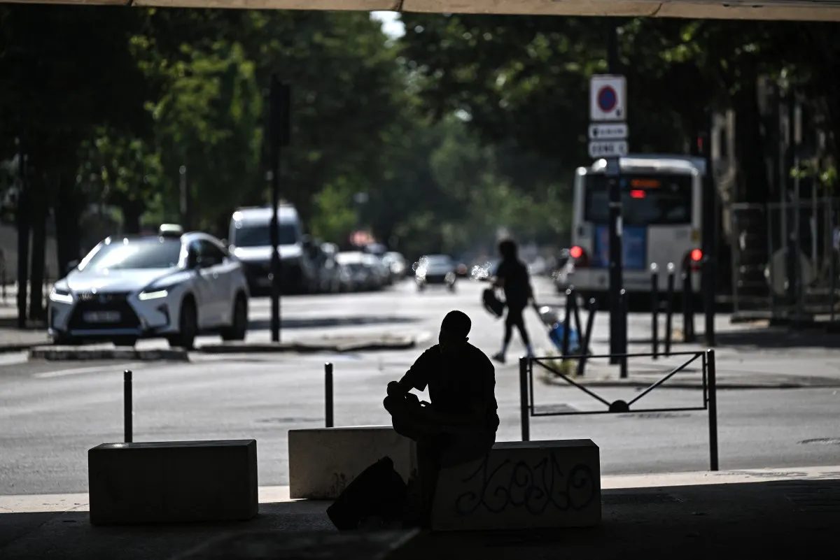 Greenhouse effect to climate leave - Navigating a heatwave in French