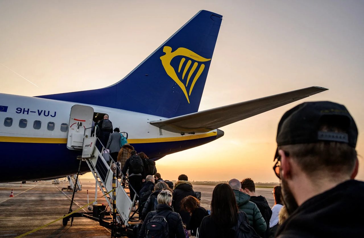 Austrian court annuls Ryanair extra fees